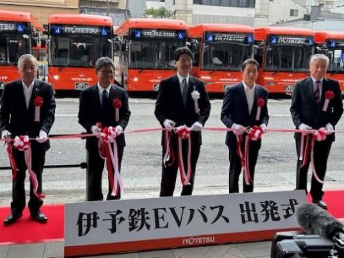 5月7日（火曜日）伊予鉄EVバス出発式（松山市）