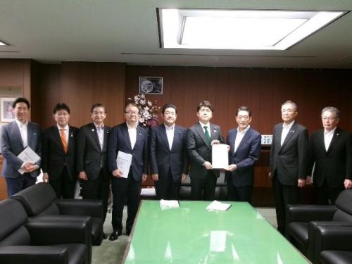 5月30日（金曜日）国土交通大臣への重要施策提案・要望（東京都）
