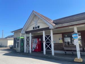 近永駅舎