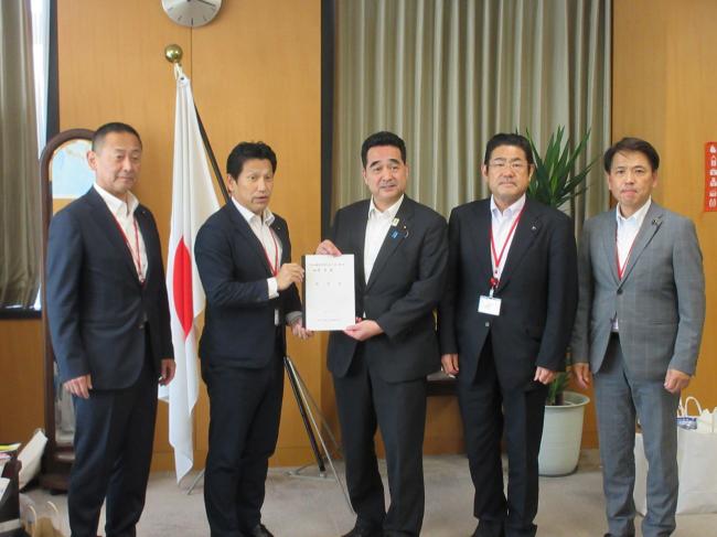 725_四国4県議会正副議長会議要望活動内閣府