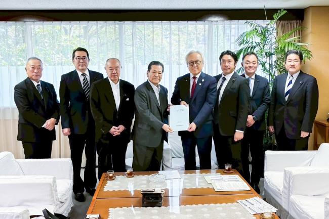 724_全国都道府県議会議長会役員会要請活動自民事務総長
