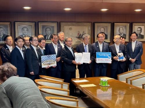 8月21日（木曜日）四国新幹線導入に関する要望活動（自民党幹事長）（東京都）