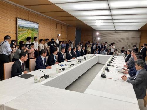 9月8日(月曜日)地方創生に関する内閣総理大臣と知事の意見交換会(東京都)