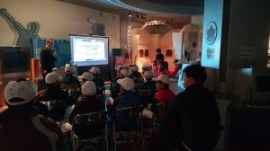 講座受講中の様子　後ろから