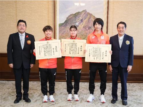 1月6日(火曜日)愛顔のえひめ知事表彰式(県庁)