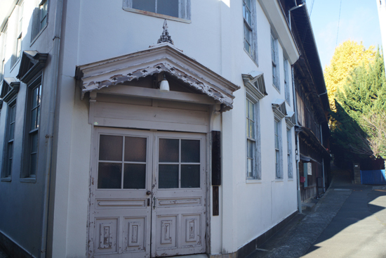 愛媛蚕種株式会社事務室・玄関ほか２件の画像1