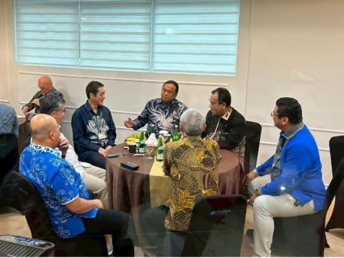 1月15日(木曜日)(現地時間)インドネシア日本議員連盟会長らとの面会(インドネシア)