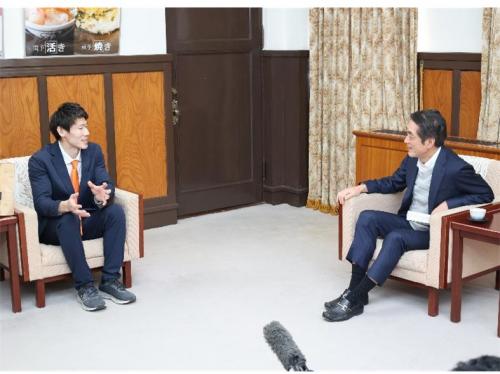 2月2日(月曜日)SASUKE2025に出場の宮岡良丞氏らの訪問(県庁)