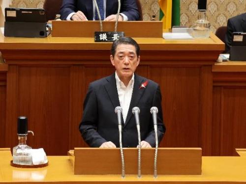 2月25日(水曜日)2月定例県議会開会(県議会議事堂)