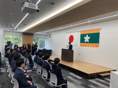 0401新規採用職員辞令交付式