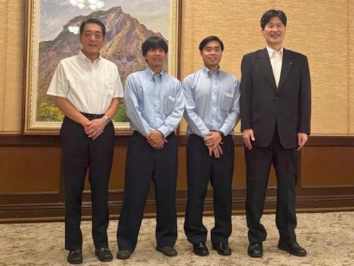 7月3日（金曜日）バス会社の訪問（ベトナム出身バス運転士に関する報告）（県庁）