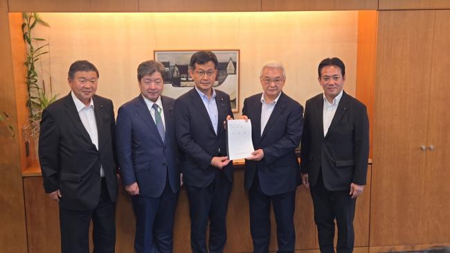 903_④四国4県議会正副議長会議要望活動（厚生労働省