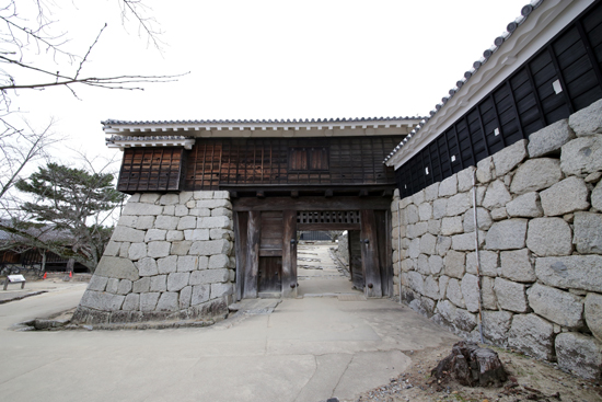 松山城太鼓門ほか３件の画像1