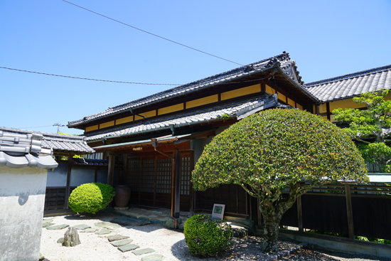 兵藤家住宅主屋ほか３件の画像1