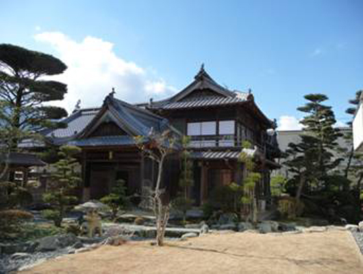 山内家住宅離れ・倉の画像1