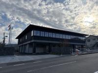 木造風2階建ての建物